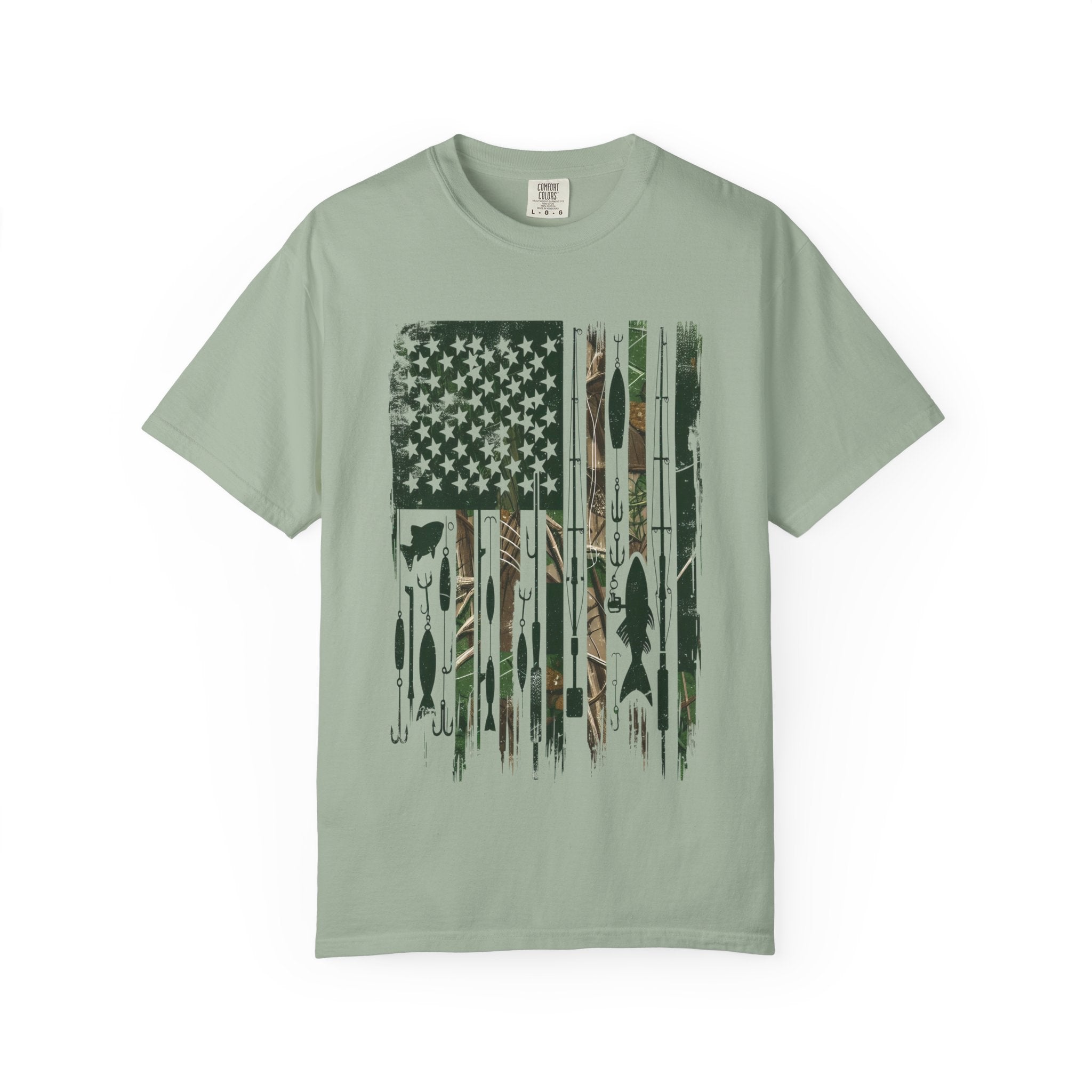Fishing Flag Men's T-Shirt — Camo American Flag with Fish & Lures