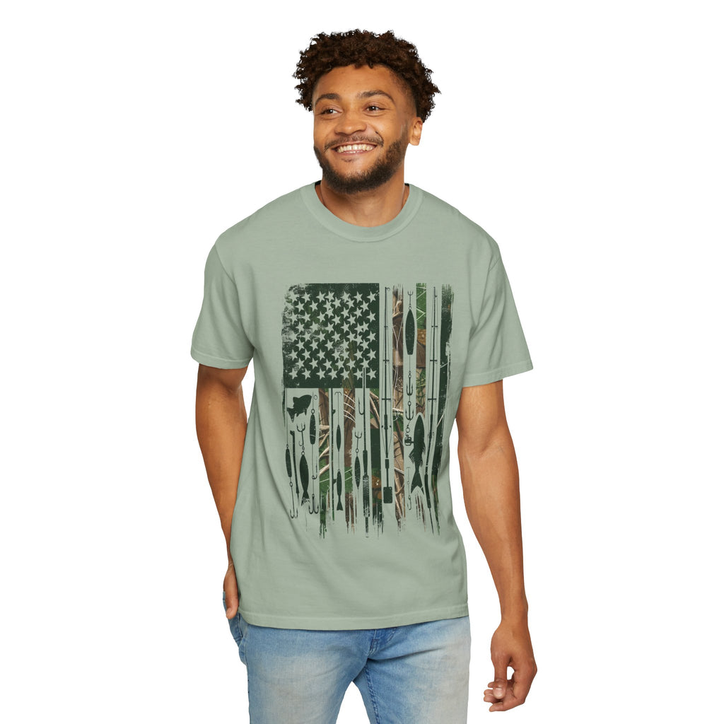 Fishing Flag Men's T-Shirt — Camo American Flag with Fish & Lures