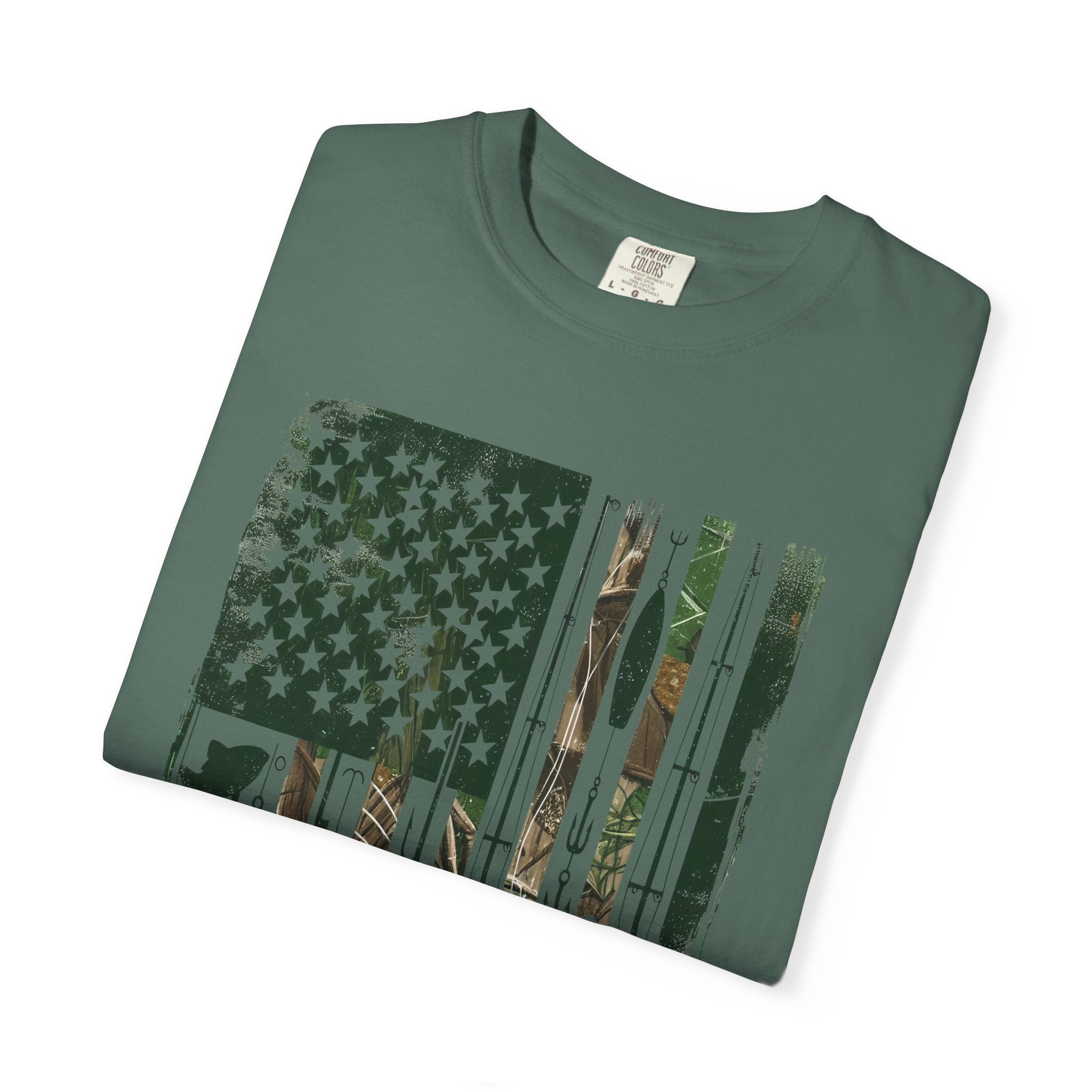 Fishing Flag Men's T-Shirt — Camo American Flag with Fish & Lures